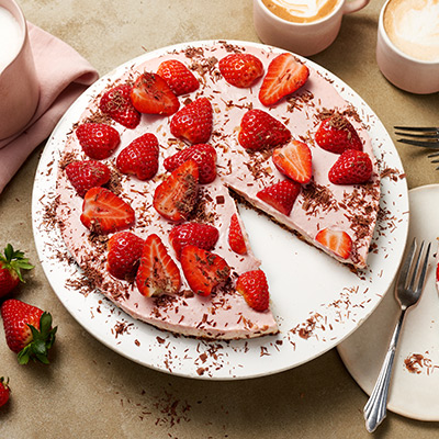 Skyr-Cheesecake mit Erdbeeren und Schokolade